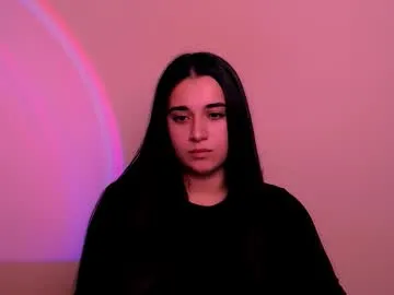 Offline alinaasti_ on Chaturbate