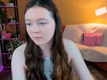 alluringeyess from Chaturbate