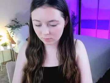 alluringeyess from Chaturbate