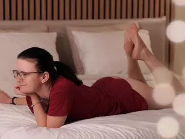 Offline alucidreaming on Chaturbate