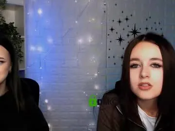 Offline alyssamoan on Chaturbate