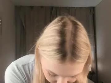 amaliapatron from Chaturbate