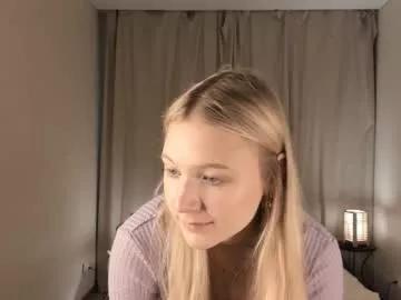 amaliapatron from Chaturbate
