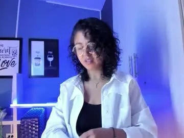 Offline amarettho on Chaturbate