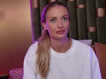 Offline ameliaangell on Chaturbate