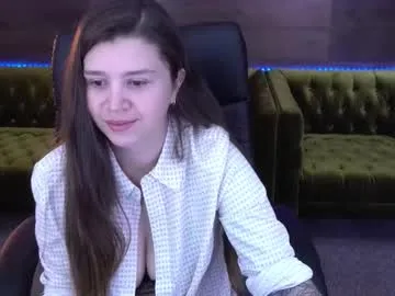 amellymillyy on Chaturbate