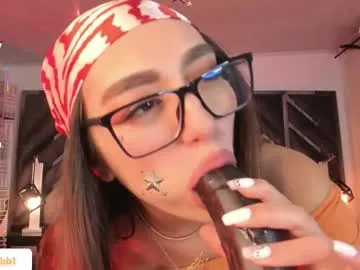 Offline ammy_glow on Chaturbate