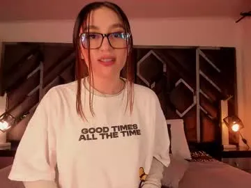 Offline ammy_glow on Chaturbate