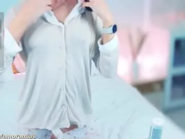 amoramias on Chaturbate
