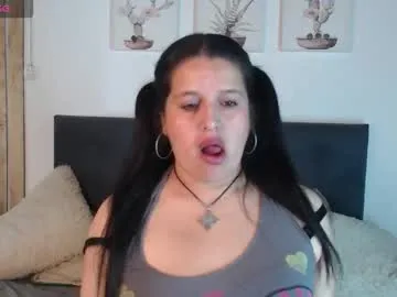 Offline andrea_secret_ on Chaturbate