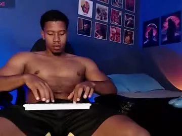 Offline andrew_hoult on Chaturbate