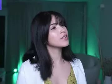 anniehillofficial_ on Chaturbate 