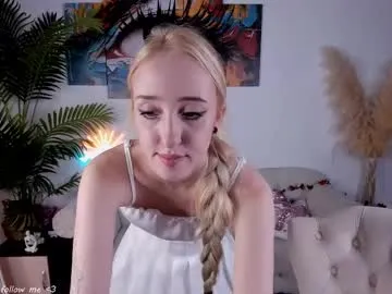 Offline anorababy on Chaturbate