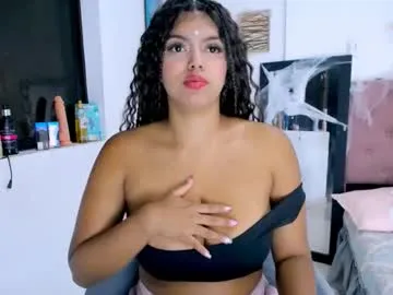 Freechat antonella_mcry on Chaturbate