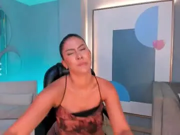 Offline arianadumont on Chaturbate