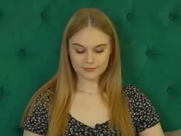 Offline ariawell on Chaturbate