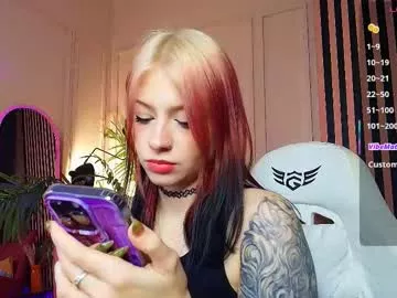 Freechat arielabradberry on Chaturbate