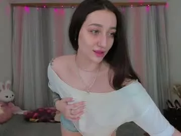 Offline ariellaallure on Chaturbate