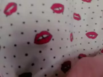 Offline ariellaallure on Chaturbate