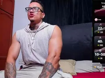 arnold_fit_hot98 on Chaturbate