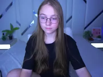 Offline arrinawair on Chaturbate