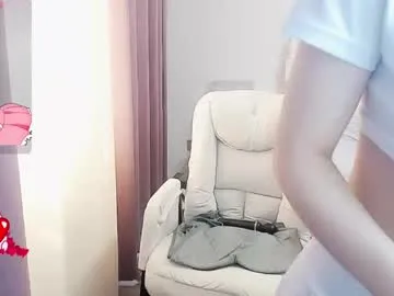 Offline arylia_3 on Chaturbate