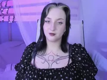 Offline asheluck on Chaturbate