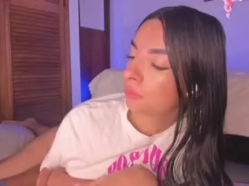 Offline aylinnzambrano_ on Chaturbate