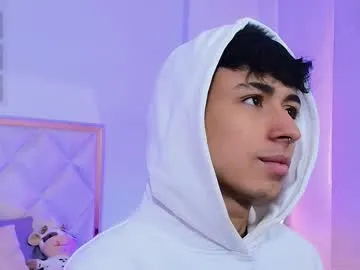 Offline aziel_tay on Chaturbate