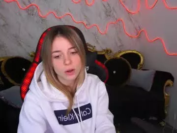 babe_dollie on Chaturbate 