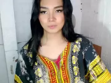 Offline babyclarats on Chaturbate