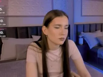 Freechat babyy_gloria on Chaturbate
