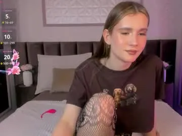 babyy_gloria — Cum show + oil show  #mistress #bigcock #18 #new #trans # [2500 tokens remaining]