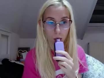 barelylegalblondy from Chaturbate is Freechat