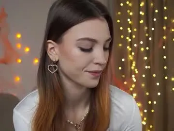 beckymadsons —  Let's reach 80000+ TODAY! I'm a #teen #18, #new #shy here, but already the best #bigass on CB  - Goal: Air KIss  [15 tokens left]