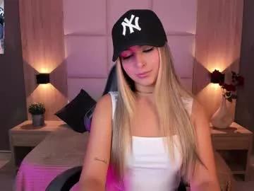 bella1207 from Chaturbate
