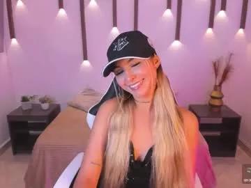 bella1207 from Chaturbate