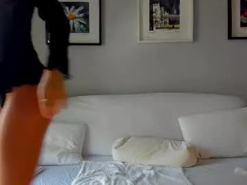 bella_hot77 from Chaturbate