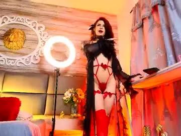 bella_salvatore from Chaturbate