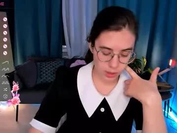 bellacaress from Chaturbate