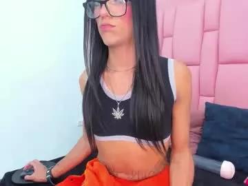 bellasweet11 from Chaturbate