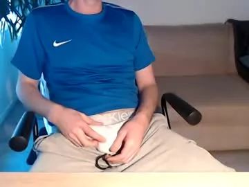 Offline bigdutchenergy on Chaturbate