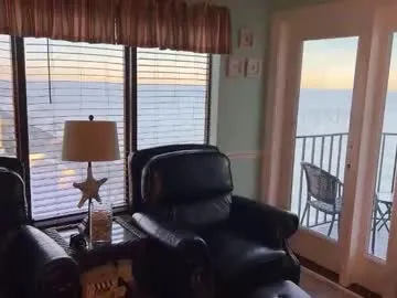 bigguylilmiss on Chaturbate 