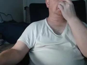 Offline bighorn1981 on Chaturbate