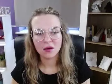 Offline blackrosezoey on Chaturbate