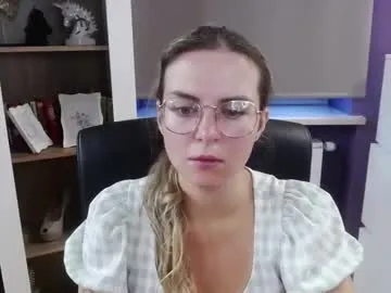 Offline blackrosezoey on Chaturbate