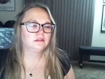 bladesizzo3111 on Chaturbate