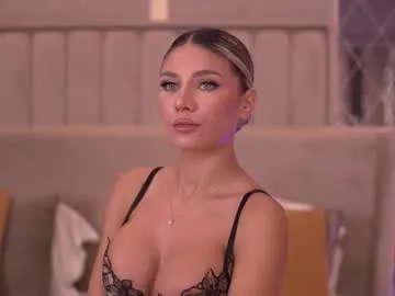 Offline blairsanders on Chaturbate