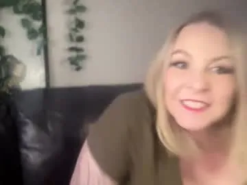 Offline blondejj on Chaturbate