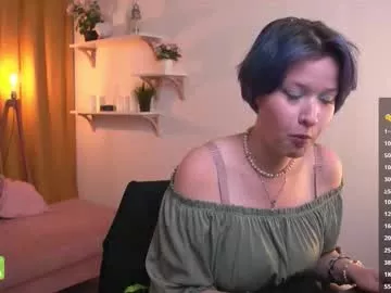 Offline bluebeell on Chaturbate